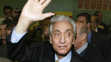 خَلفٌ بلا خوف..