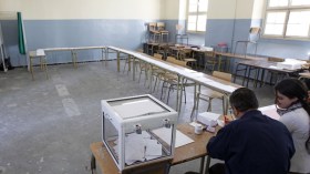 مكاتب لم تشمع صناديقها وأخرى لم تحترم ترتيب أوراق التصويت