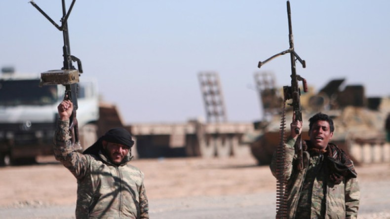 قوات سوريا الديموقراطية تسيطر على المدينة القديمة في الرقة