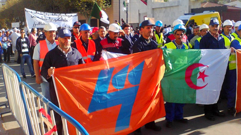 إجهاض مسيرة “الكرامة” لعمال مجمع سونلغاز بتيزي وزو