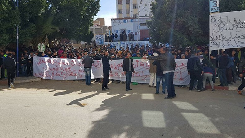 مناضلون في الأرندي يغلقون بلدية في الشلف