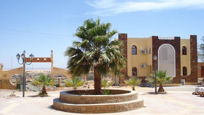 استياء من تجميد مشاريع الكهرباء والماء والصرف الصحي بإيليزي