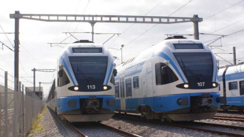 المسافرون يطالبون بتحسين الخدمة على مستوى النقل بالسكك