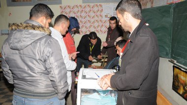 الجزائريون ينتخبون مجالسهم البلدية والولائية