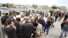 مواطنون ببابا حسن يحتجون على مشروع عمارة
