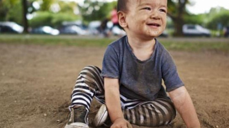 قَوي مناعة طفلك من لعبه في الطبيعة!!