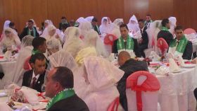 تنظيم ﺃﻛﺒﺮ ﺣﻔﻞ ﺯﻭﺍﺝ ﺟﻤﺎﻋﻲ لفائدة 30 ﺷﺎبا ﺑﺎﻟﻤﻘﺮﺍﻧﻲ ﺑﺎﻟﺒﻮﻳﺮﺓ