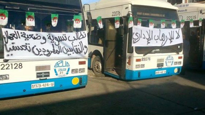 أصحاب حافلات النقل العمومي في وقفة احتجاجية بتمنراست