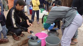 مواطنون ينجزون ما عجزت عنه السلطات في نصف قرن