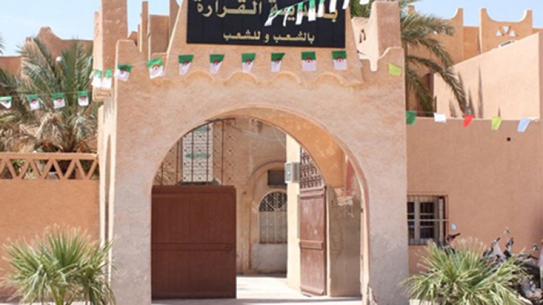 أصحاب القطع الشاغرة يحرمون حي محمود بالقرارة من مشاريع التنمية