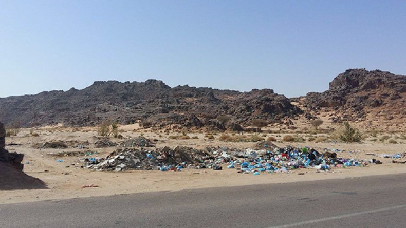 وادي جانت يتحول إلى مفرغة للنفايات