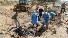 العثور على مئات الجثث في مقابر جماعية بالعراق