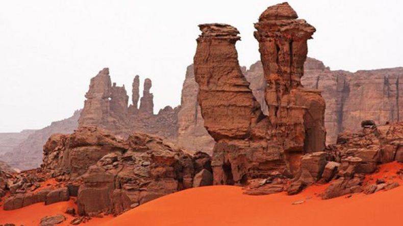 مختصون يؤكدون ضرورة خلق نمط عمراني لمنطقة الطاسيلي