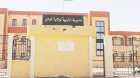 أستاذة تناشد وزيرة التربية التدخل بعد قرار توقيفها