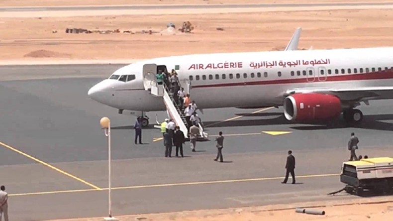 زبائن “الجوية الجزائرية يشتكون من النقص الفادح في الرحلات بمطار قورارة