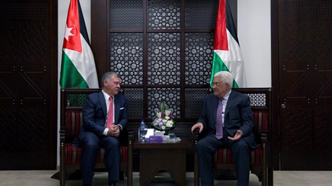 العاهل الأردني يبحث التوتر في القدس مع الرئيس الفلسطيني