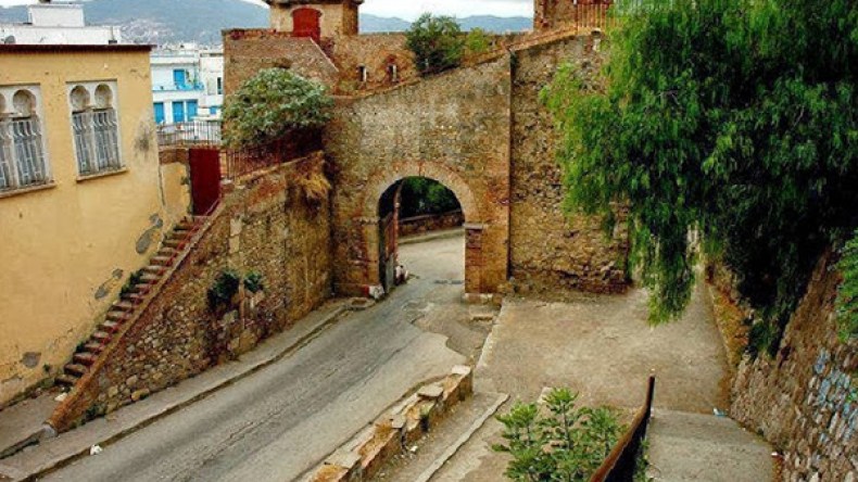 ذاكرة بجاية مهدّدة بالاندثار وجمعيات تحذّر