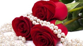 ثلاثيات من عالم المرأة