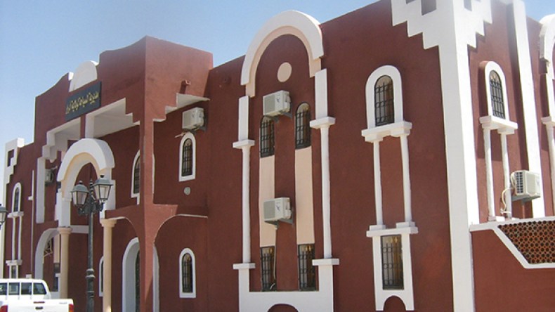 1000 سائح يتوافدون على مواقع بلا فنادق بأدرار