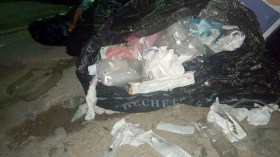 نفايات طبية خطيرة ترمى بالطريق في موزاية بالبليدة