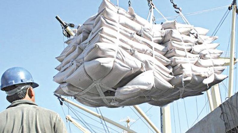 تقليص استيراد السكر والزيت والحليب!