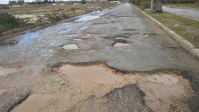 طرقات غير معبدة وأخرى مهترئة منذ نصف قرن بأدرار