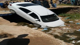 سكان حي الزاوي سعيد بأفلو يطالبون بغلق الواد