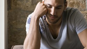 أبي لا يعطيني راتباً يعينني على الزواج… هل أترك العمل معه؟