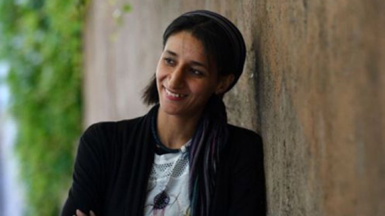 نوال الصوفي..ملاك الرحمة وصانعة الأمل