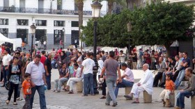 الجزائريون رابع أسعد الشعوب العربية