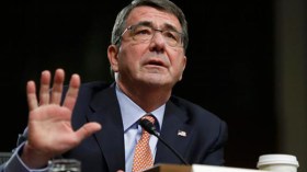 وزير الدفاع الأمريكي يقيل مساعده العسكري