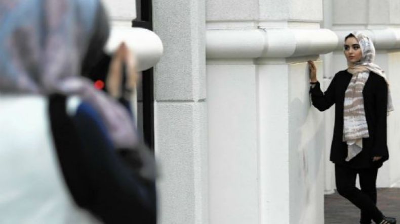 أمريكية تفتتح أول دار أزياء للمحجبات بفلوريدا