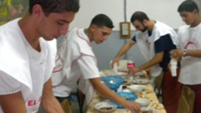 الهلال الأحمر: أطراف حاقدة تريد تكسير عملياتنا التضامنية