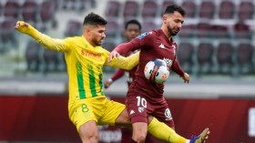 مهدي مصطفى يشيد بـ”فريد بولاية” ويصفه بالحاسم