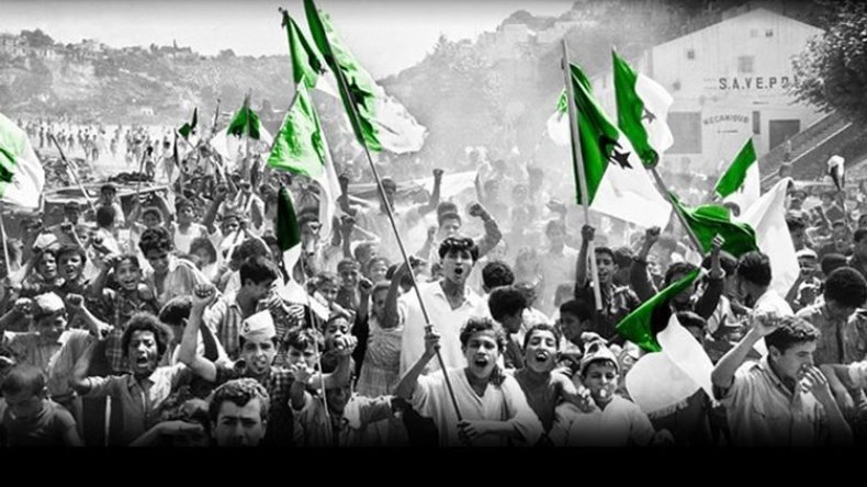  الجزائر تتلمّس طريقها في عيد الثورة