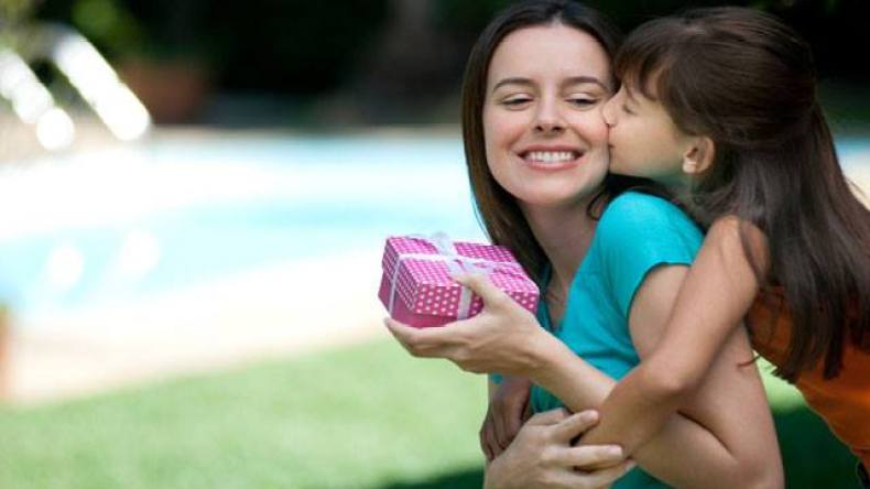 ما بين منصف ومجحف في حقك إليك أجمل ما قيل عنك؟