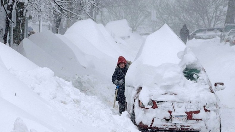 سبعة قتلى في عاصفة ثلجية بالولايات المتحدة