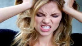 الرجال يحبون المرأة القوية وينفرون من العدائية!