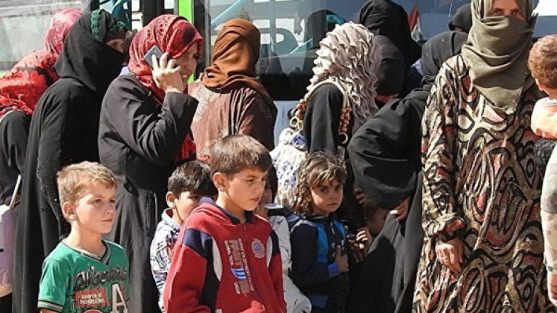 دمشق تفتح “معبرا إنسانيا” لخروج المدنيين من إدلب