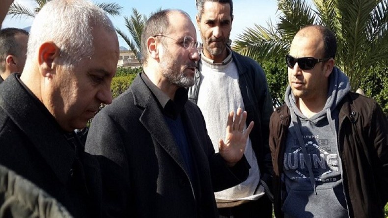 مقري ينزل إلى المناضلين لشرح رؤى حمس