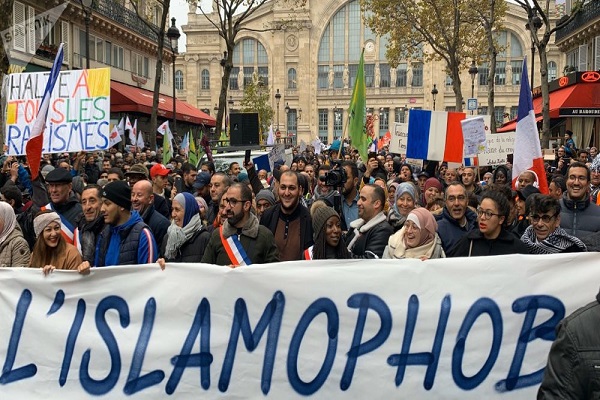 Une manifestation contre l’islamophobie démarre à Paris