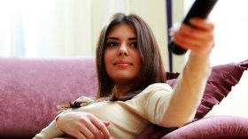 متابعة مسلسلات رمضان.. فجوة يصنعها الزوجان!