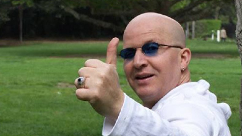 مناجيره للشروق:قناة فرنسية وراء تنظيم الحفل والشاب بلال يجهل استضافة المجندة الإسرائيلية السابقة