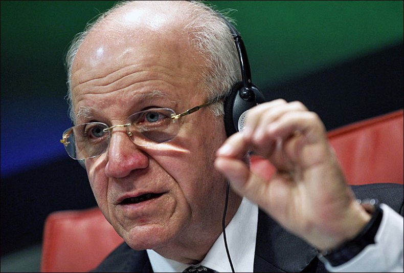 Algiers Rejects Receiving the Syrian SNC â€œFor the Momentâ€