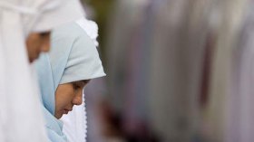 راحة النفوس: أهلي يحثوني على الصلاة ولكن يرفضون تحجبي