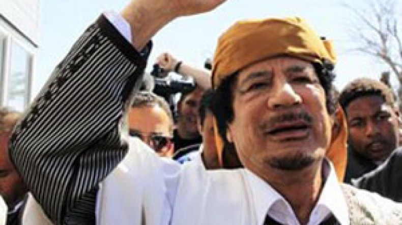 معمر القذافي وأركان نظامه يدخلون مرحلة الجهاد بالتسجيلات الصوتية!