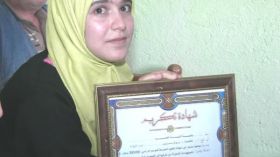 كتاب الله لا يفارقها طموح “النازا” يراودها وتريد أن تكون بروفيسورة في الرياضيات