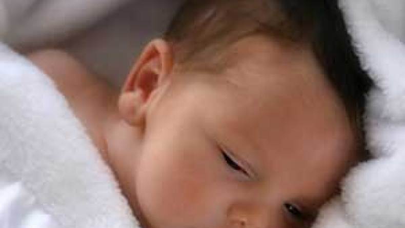 90 ألف رضيع أمريكي تعرضوا للإهمال والإساءة