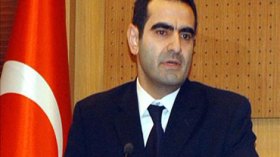 تركيا تنفي تزويد المعارضة السورية بالسلاح