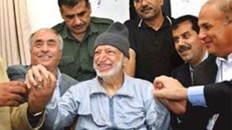 استخراج رفات ياسر عرفات قريبا لفحصها